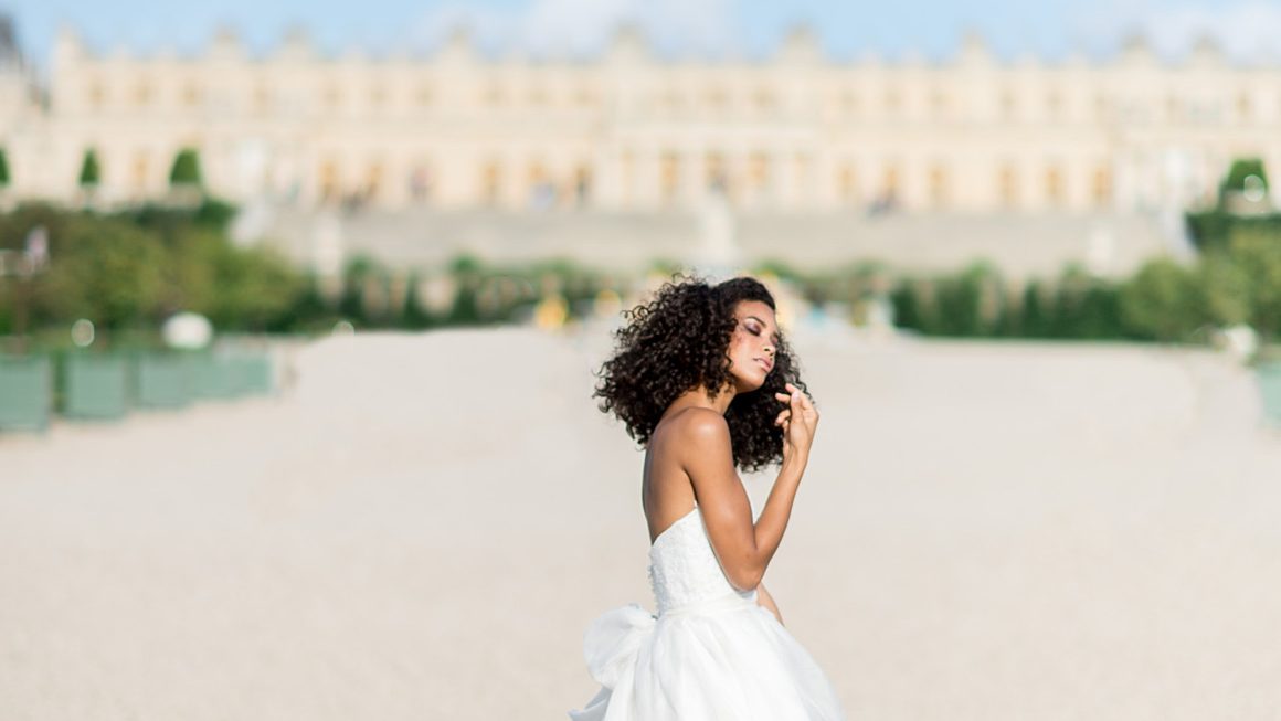 https://www.pressedflowersboudoir.com/wp-content/uploads/2020/10/gardens-of-versailles-outdoor-boudoir_0447-1160x653.jpg